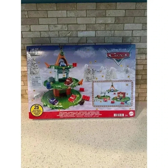 Disney Cars Toys Mini Racers Advent Calendar, 25 Surprises New With Box 119 - Picture 1 of 2